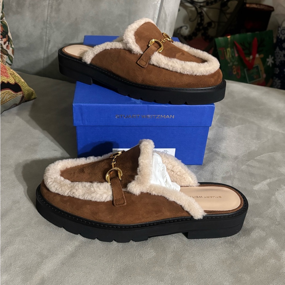 Stuart Weitzman Owen Buckle Shearling Mule Sz 8